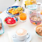 Casa Guadagno Hotel 2*