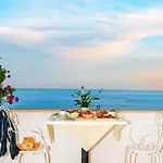 Hotel Casa Guadagno 2*