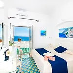 Casa Guadagno Hotel 2*