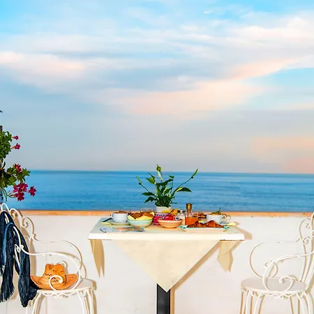 Hotel Casa Guadagno 2*