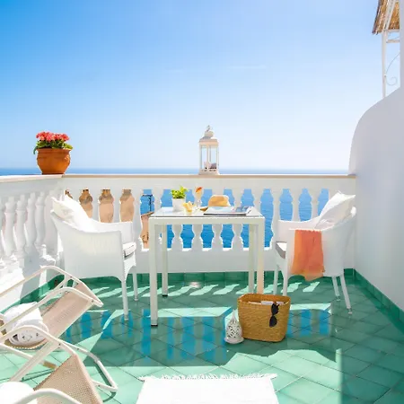 Casa Guadagno فندق 2*