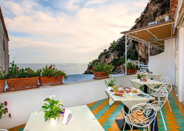 Casa Guadagno Hotel 2*