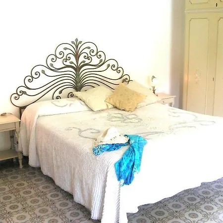 Casa Guadagno Hotell 2*